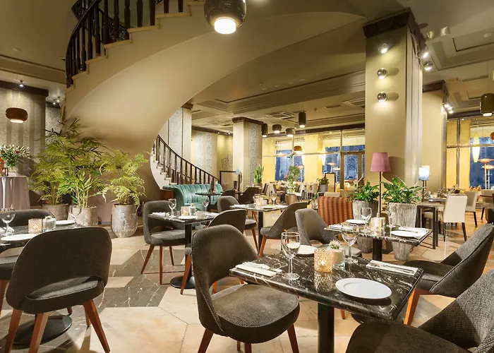 Отель Jalta Boutique 5*