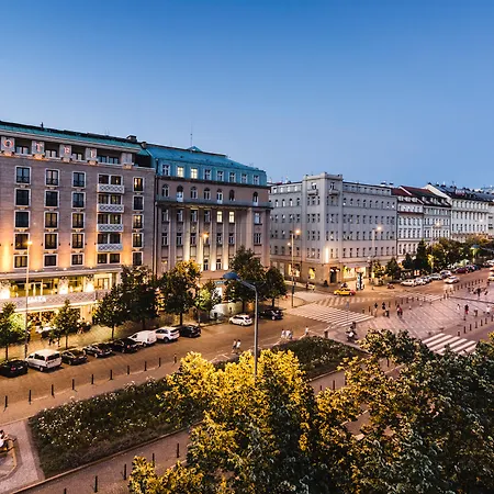 Hotel Jalta Boutique 5*