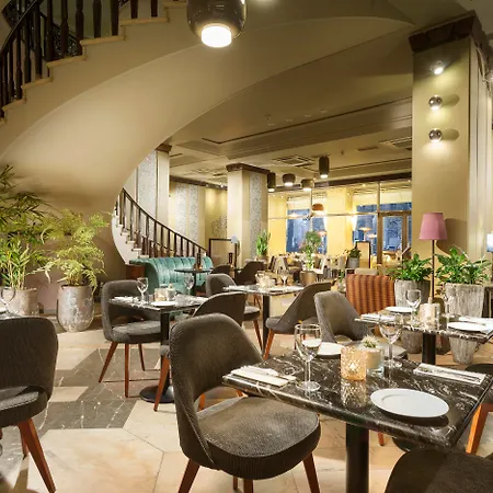 Hotel Jalta Boutique 5*