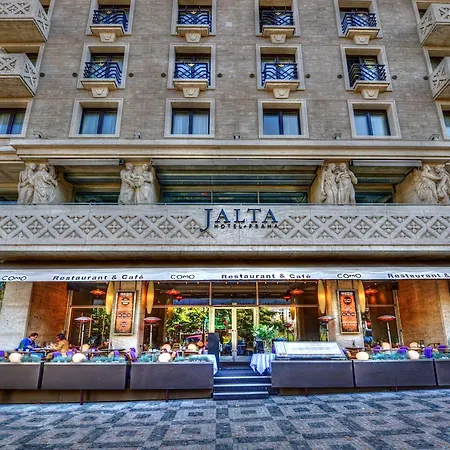 Jalta Boutique