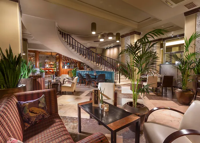 ヤルタ ブティック 5*