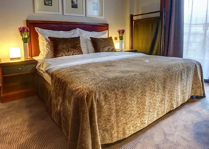 ヤルタ ブティック ホテル