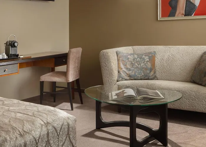 ヤルタ ブティック ホテル プラハ