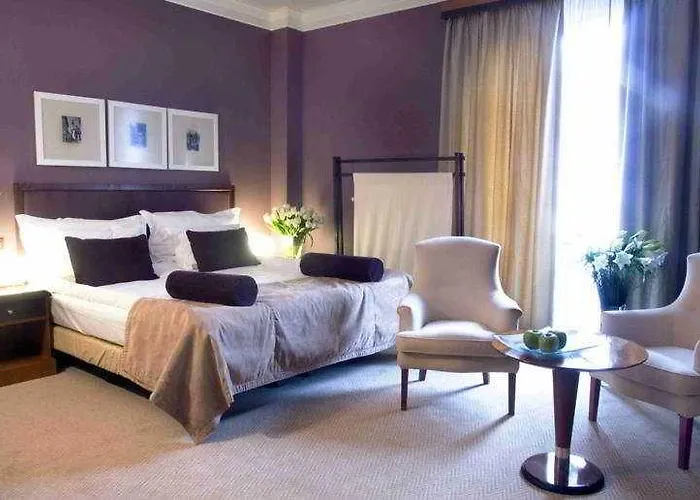 ヤルタ ブティック ホテル