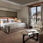 ホテル ヤルタ ブティック 5*